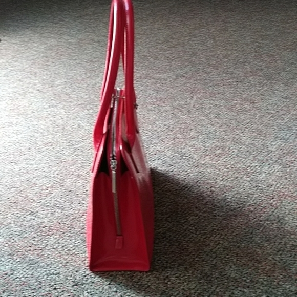 𝅺DOMANI Red Bag, Used, Excellent codition - Picture 5 of 8